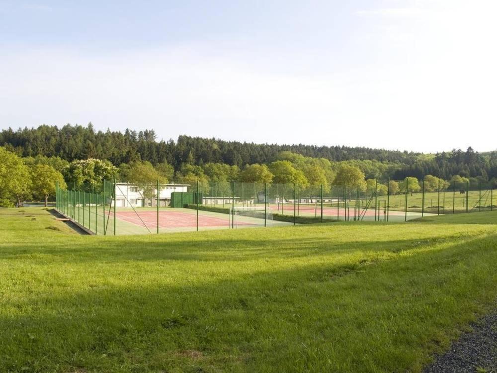 Kozarovice Wellness Hotel Orlik מראה חיצוני תמונה