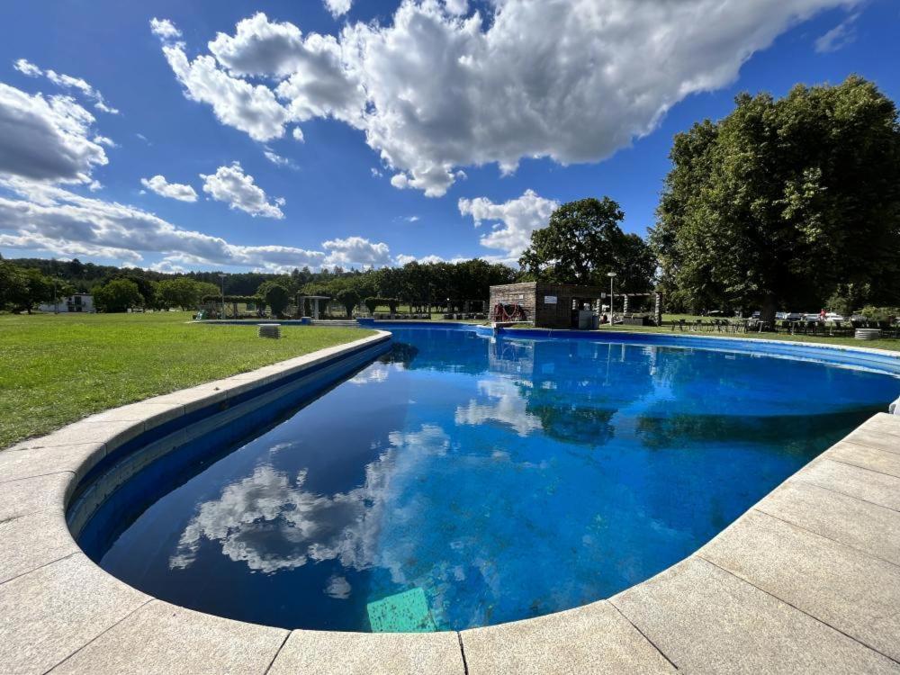 Kozarovice Wellness Hotel Orlik מראה חיצוני תמונה